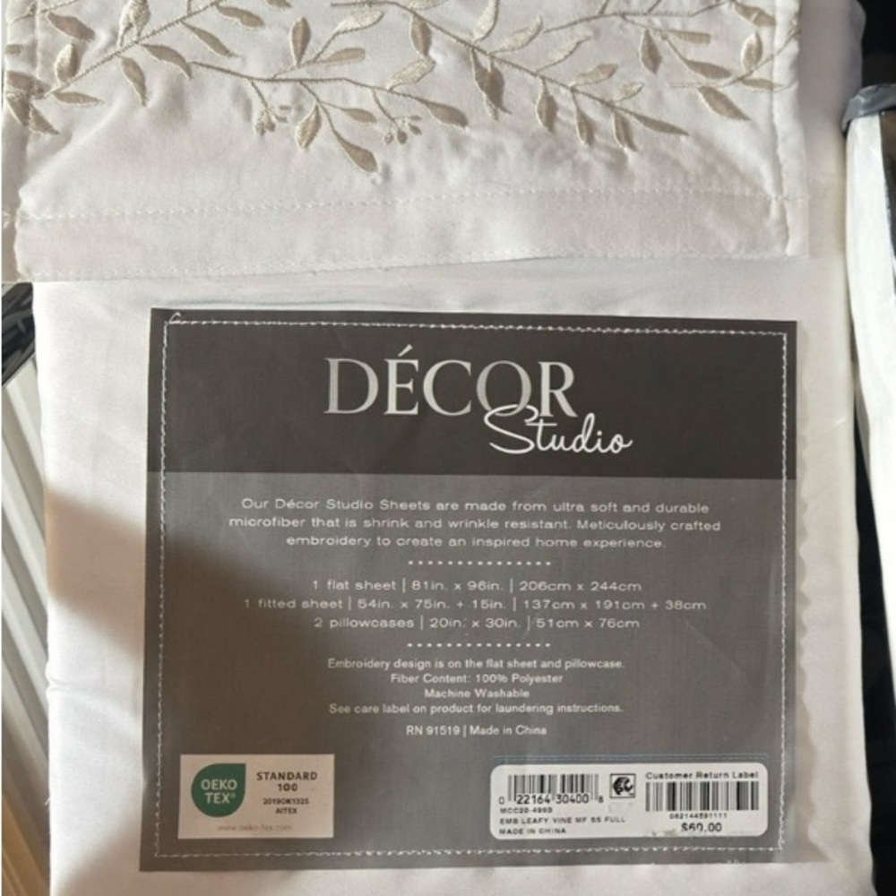 Décor Studio Embroidered Sheet Set